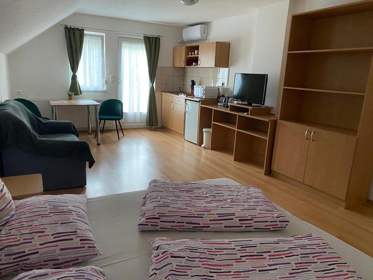 Bonita Apartmanház Apartamento Zalakaros Exterior foto